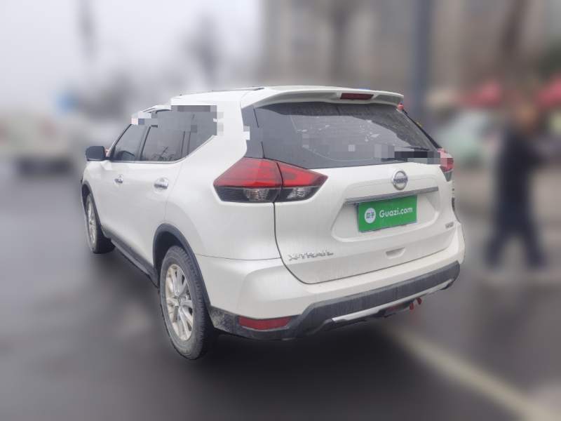 Used Nissan X-Trail 2023 Classic 2.0L Two-Wheel Drive Smart Connect Premium Edition — 13