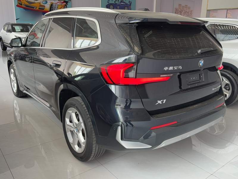 Used BMW X1 2023 sDrive20Li X Design Package — 7