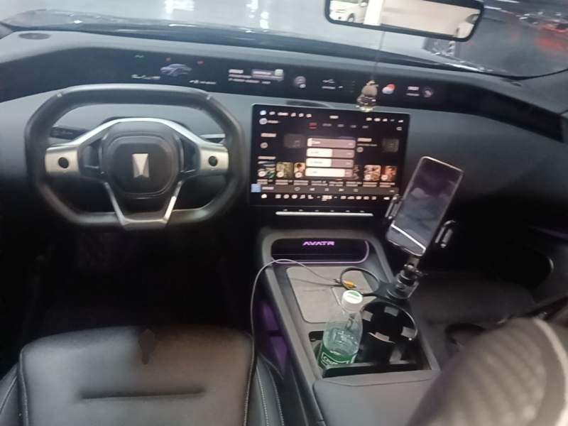 Used Avatr 12 2023 650 Three-Laser Four-Wheel Drive GT Version — 9
