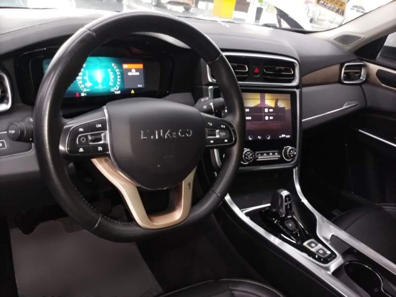 Used Lynk & Co 01 2017 2.0T Two-Wheel Drive Pro Edition — 9