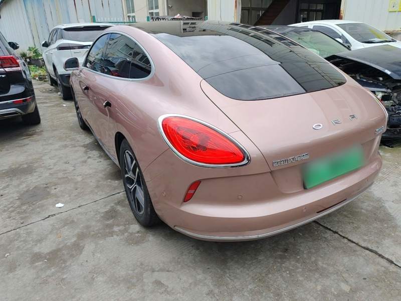 Used ORA Lightning Cat 2022 555 km Luxury Edition – Premium — 4
