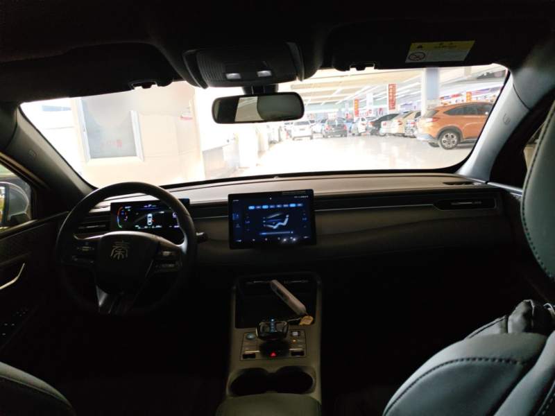 Used BYD Qin PLUS 2025 DM-i Smart Drive 55KM Leading Model — 9