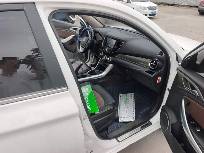 Used BYD Song 2016 GaiShi Edition 1.5TI Manual Elite Model — 28