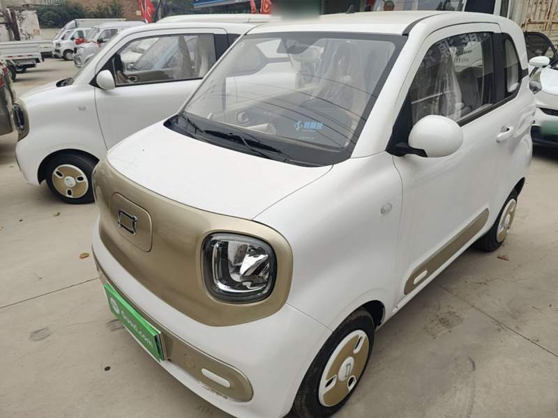 Used Bestune Pony 2025 222km Range Agile Horse — 1