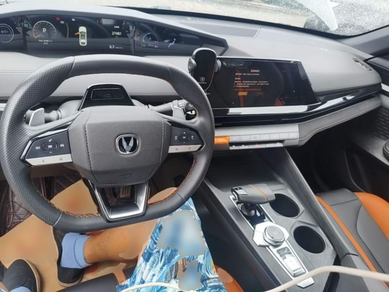 Used CHANGAN UNI-V 2024 1.5T Prestige Sport Edition — 9
