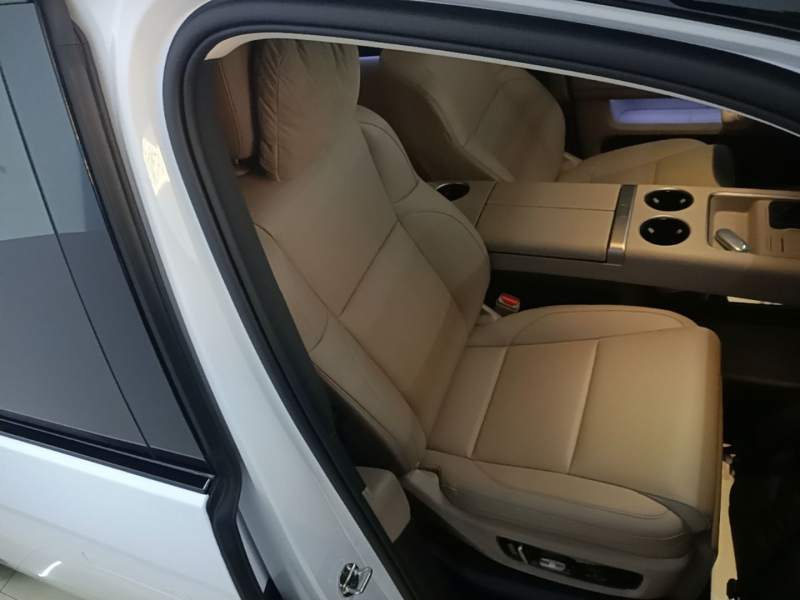 Used Li Auto MEGA 2025 Ultra Smart Refreshed Edition — 24
