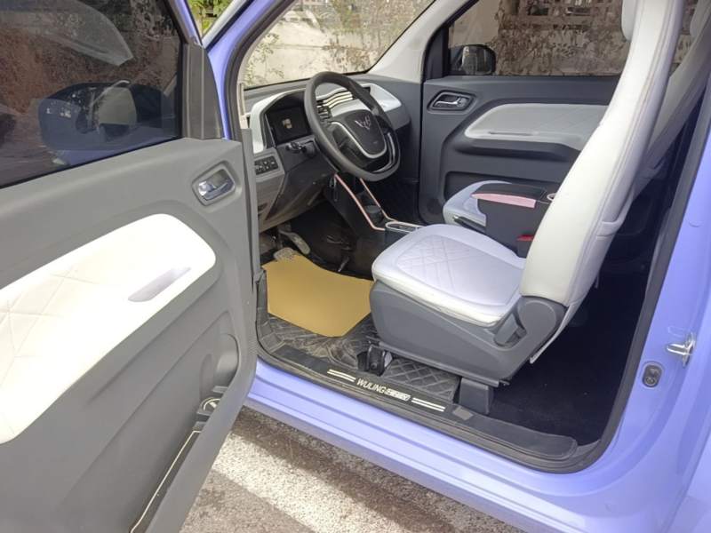 Used Wuling Hongguang MINIEV 2022 Macaron Colorful Edition Lithium-Ion Battery — 15