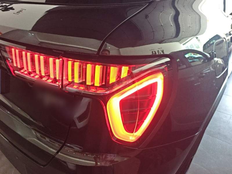 Used Lynk & Co 01 2021 2.0TD Four-Wheel Drive Dark Night Edition — 7