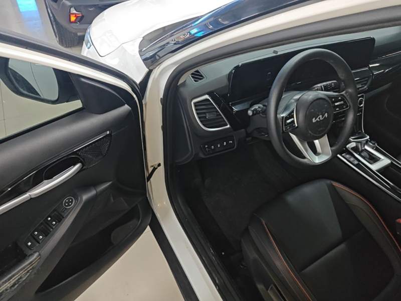 Used Kia Seltos 2023 1.5L CVT Luxury Edition – Luxury — 15