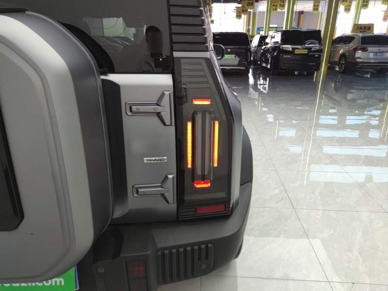Used JETOUR Traveler 2023 2.0T All-Wheel Drive CrossPRO+ — 7