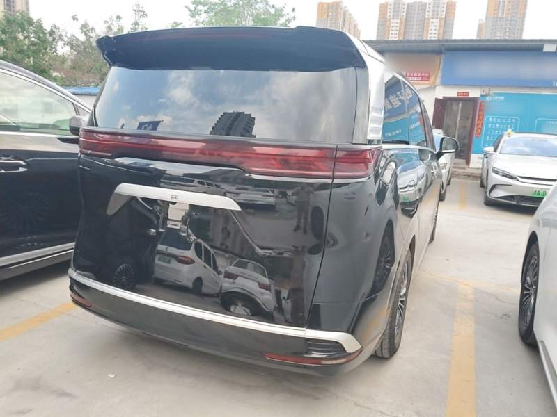 Used Denza D9 2022 EV 600 Four-Wheel Drive Flagship Model — 6