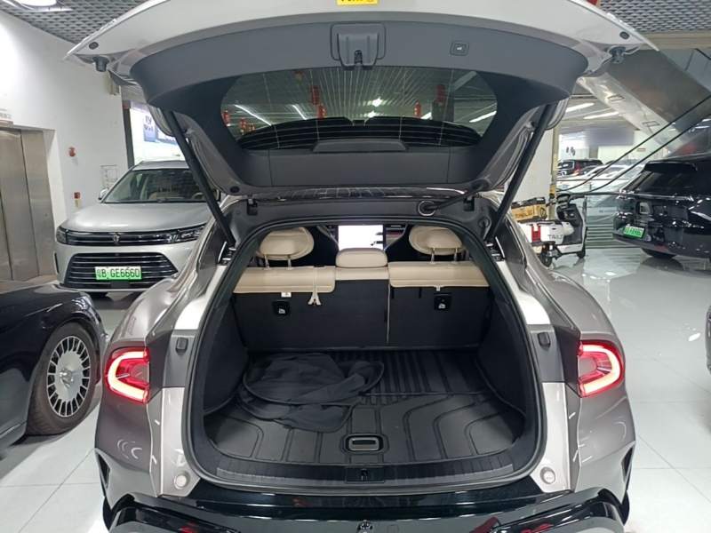 Used Xiaomi Auto YU7 2025 Ultra-Long Range Rear-Wheel Drive Version — 18