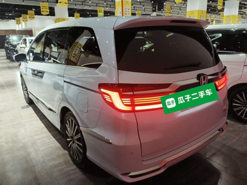 Used Honda Elysion 2024 2.0L eHEV Ultimate Edition — 4