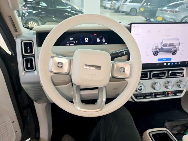 Used iCAR V23 2026 Model 550 Two-Wheel Drive Cyber Edition — 10