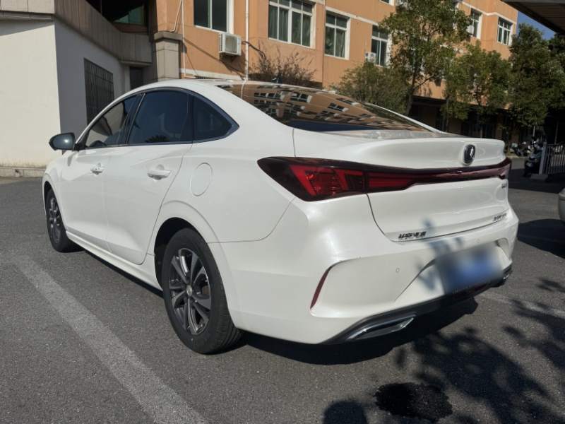 Used CHANGAN Eado 2023 Changan Edition PLUS Blue Whale NE 1.4T GDI DCT Prestige Version — 5