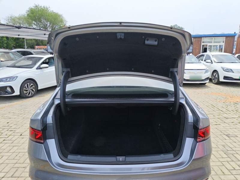 Used BYD Qin PLUS 2021 DM-i 120KM Prestige Model — 18