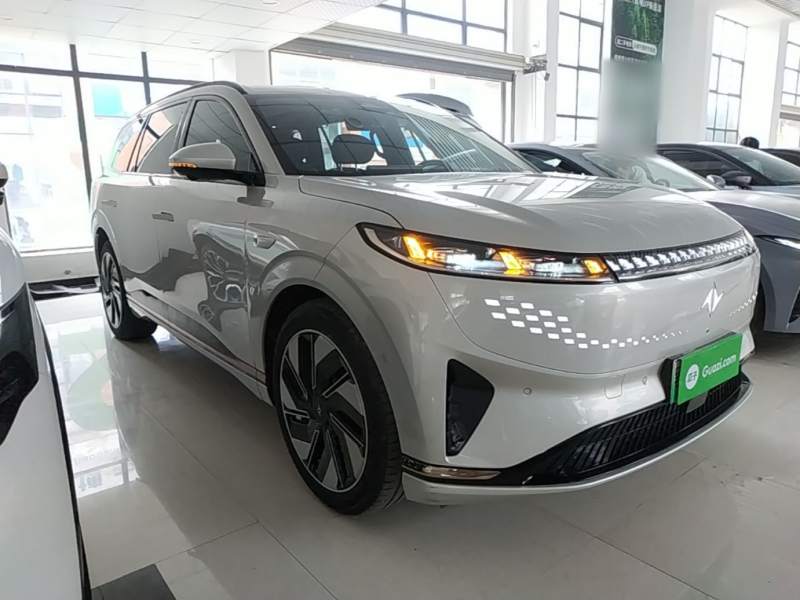 Used Dongfeng eπ eπ008 2024 210Max Range-Extended Version 6 Seats — 3