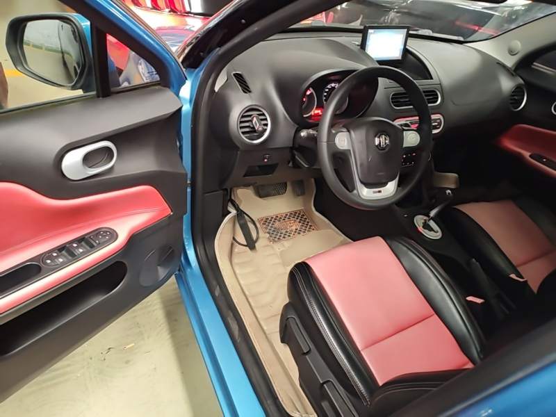 Used MG 3 2014 1.5L AMT Elite Edition — 15
