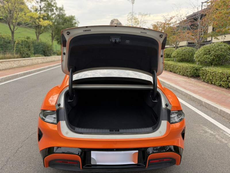 Used Xiaomi Auto SU7 2024 Rear-Drive Long-Range Intelligent Driving Version — 9