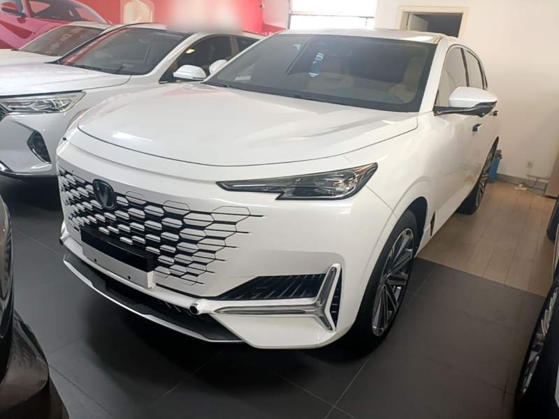 Used CHANGAN UNI-K 2023 2.0T Two-Wheel Drive Enjoyment Version