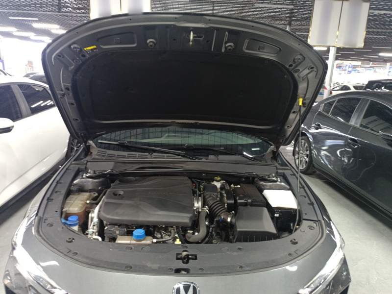 Used CHANGAN UNI-V 2023 1.5T Premium Model — 10
