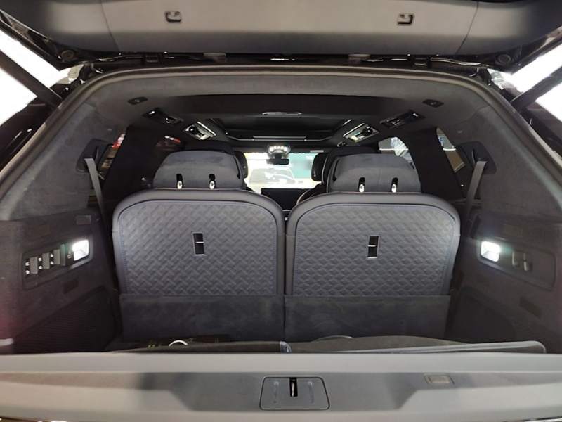 Used Zeekr 9X 2025 Moon Black Edition 70kWh — 18