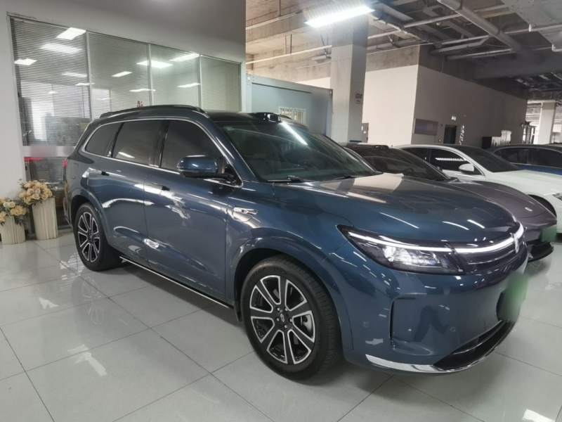 Used AITO/LUXEED/MAEXTRO/SAIC/STELATO AITO M7 2024 1.5T Intelligent Drive Rear-Drive Ultra Version 5 Seats — 3