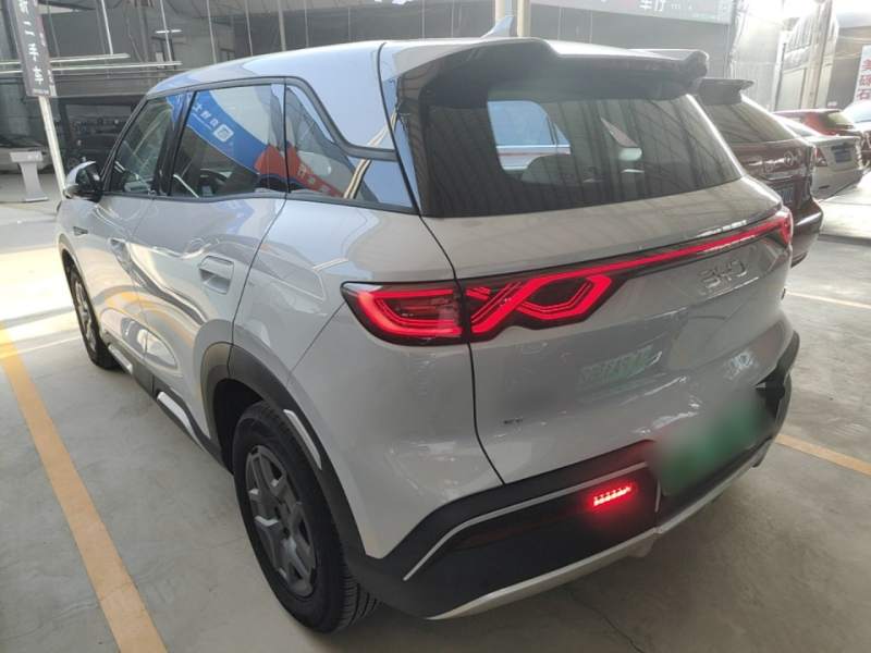 Used BYD Yuan UP 2024 401 km Active Version — 4