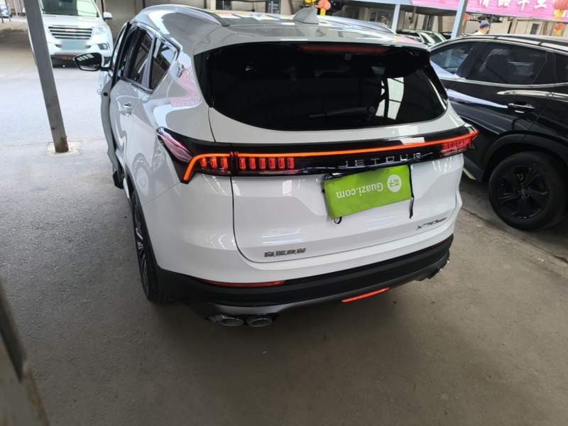 Used JETOUR X70 PLUS 2025 1.5T CVT Flagship PRO 5-Seater — 4