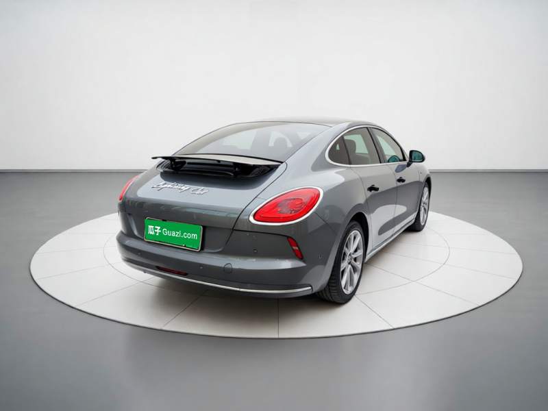 Used ORA Lightning Cat 2022 555 km Luxury Edition – Premium — 6