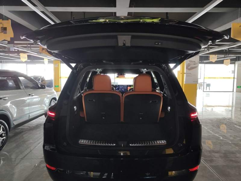 Used Li Auto L9 2022 Max model — 18