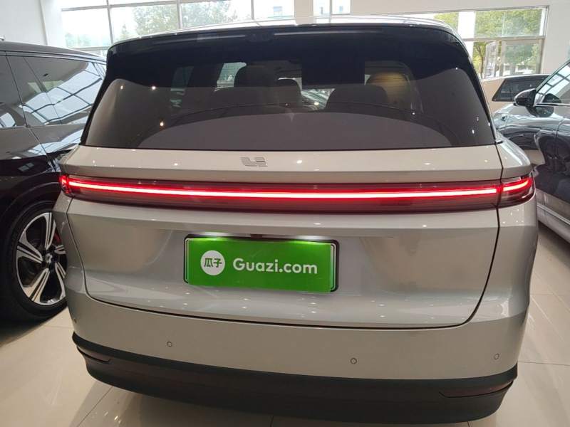 Used Li Auto i8 2025 Model Standard Version — 5