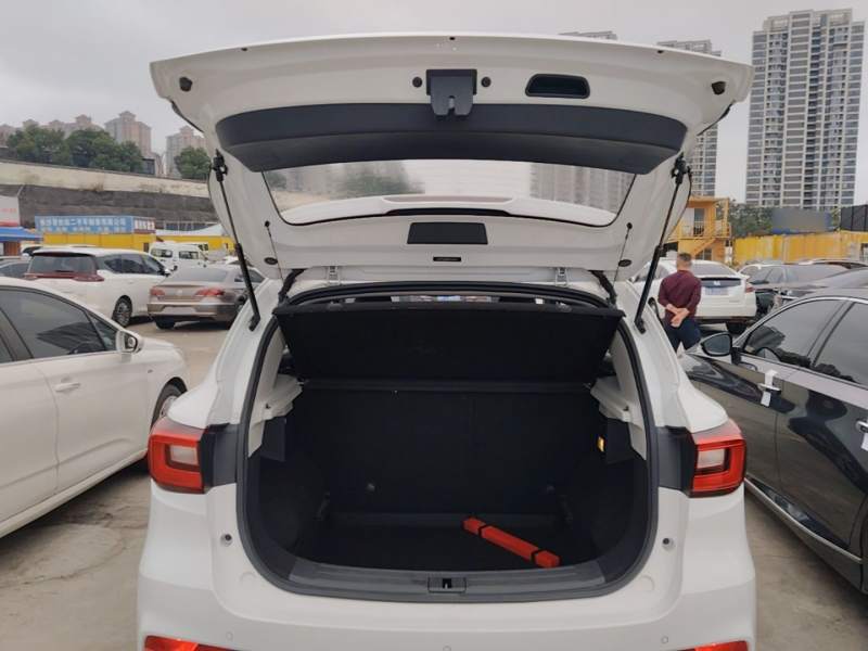 Used MG ZS 2018 1.5L Automatic Luxury Edition China V Standard — 18