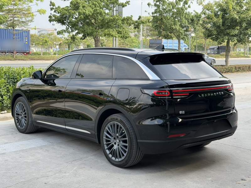 Used Leapmotor C11 2024 Range-Extended 300 Luxury Edition — 29