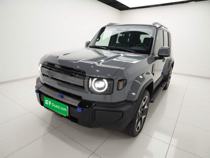 Used iCAR V27 2026 Model 200KM Four-Wheel Drive Falcon 500