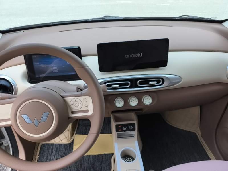 Used Wuling Hongguang MINIEV 2025 Four-Door Version Advanced Edition — 9