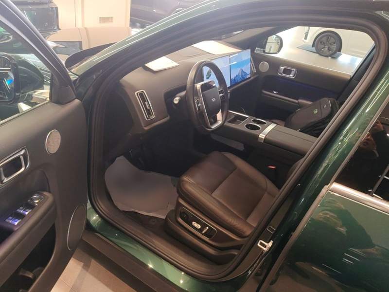 Used Li Auto L9 2022 Max model — 17