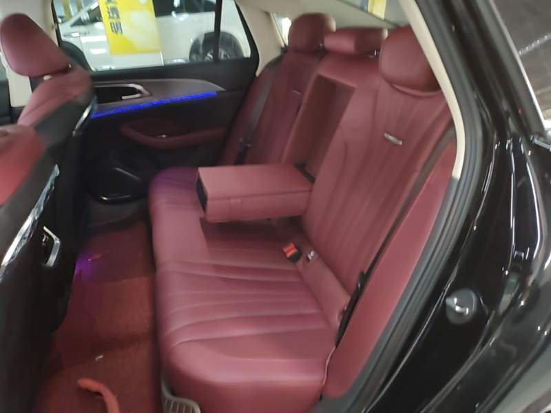 Used Hongqi H5 2024 2.0T Automatic Smart Connect Flagship Edition – Chinese Trim Chang — 16