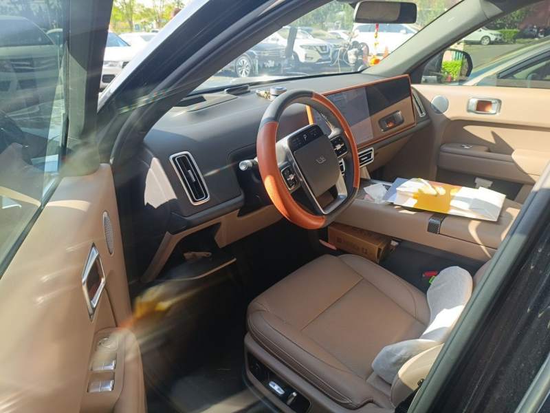 Used Li Auto L7 2025 Max Smart Refresh Edition — 12