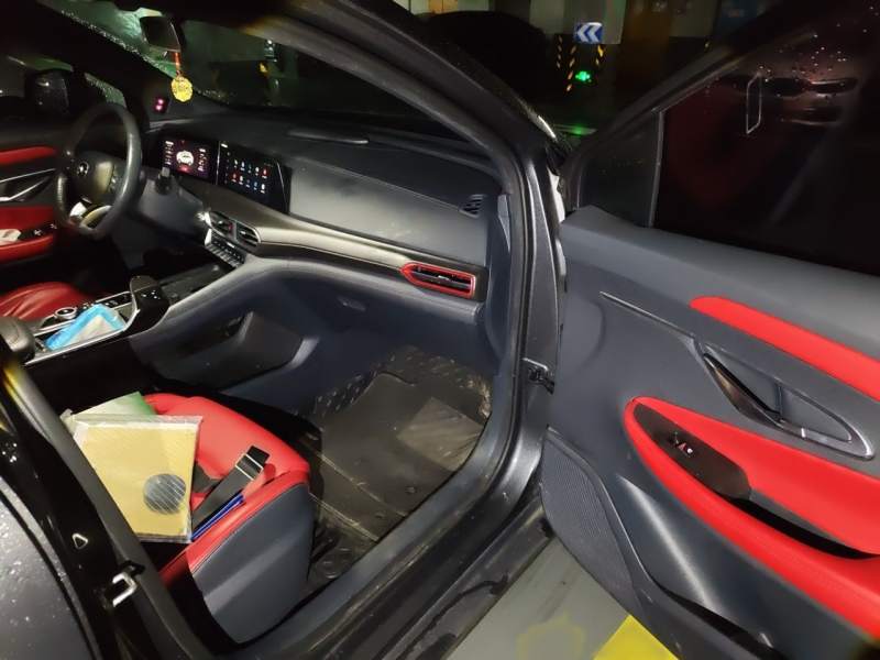 Used CHANGAN UNI-T 2020 1.5T Prestige Version — 26