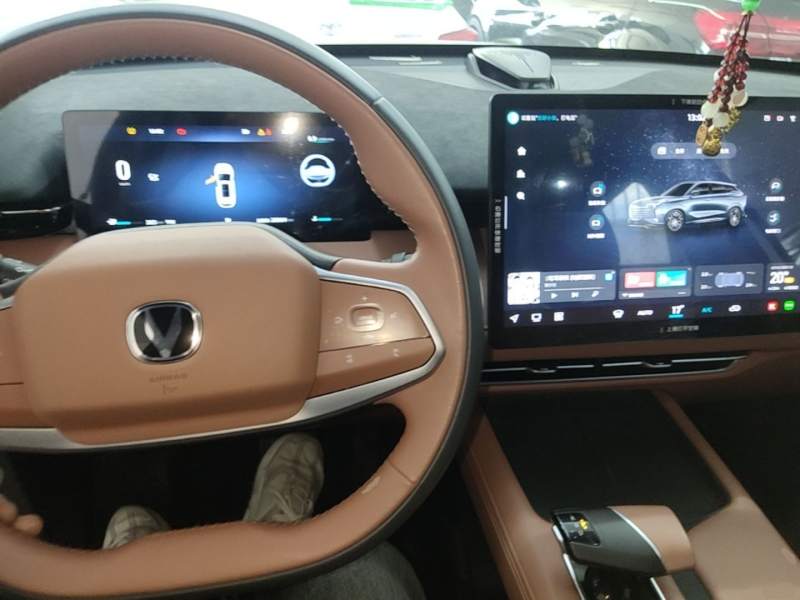 Used CHANGAN UNI-Z 2025 1.5T Luxury Version — 9