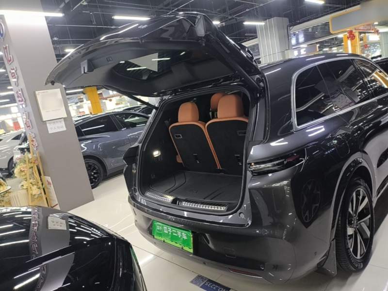 Used Li Auto L8 2023 Pro Model — 18