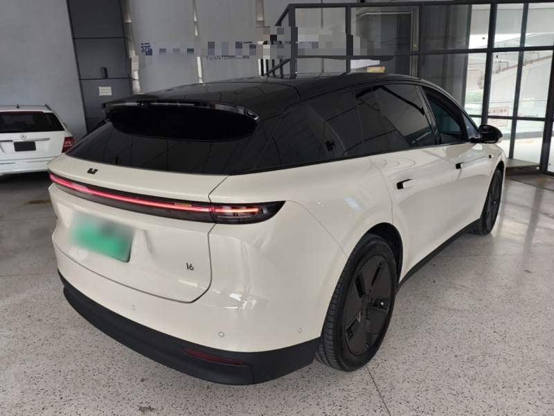 Used Li Auto i6 2025 Model Two-Wheel-Drive Standard Type — 6
