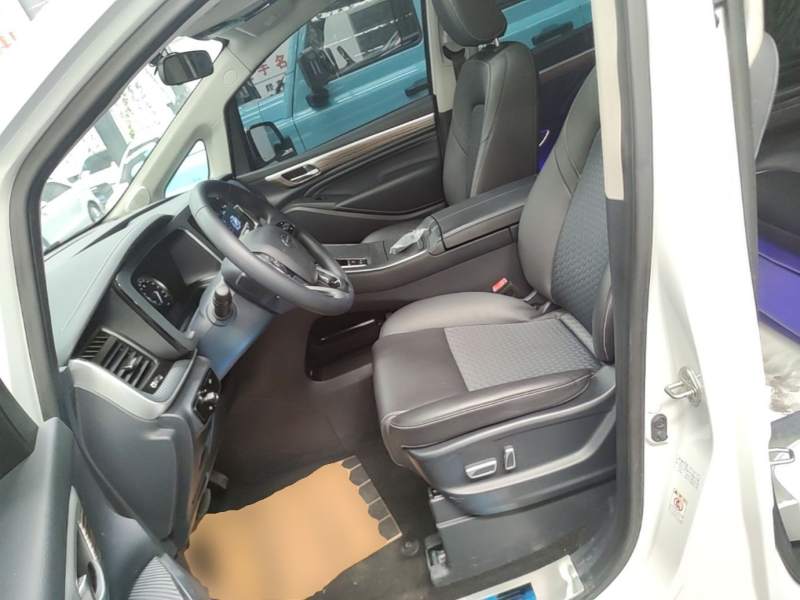 Used GAC Trumpchi M8 2024 Lingxiu Series 390T Luxury Edition — 14