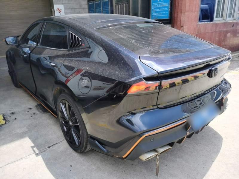 Used CHANGAN UNI-V 2023 1.5T Sport Edition — 4