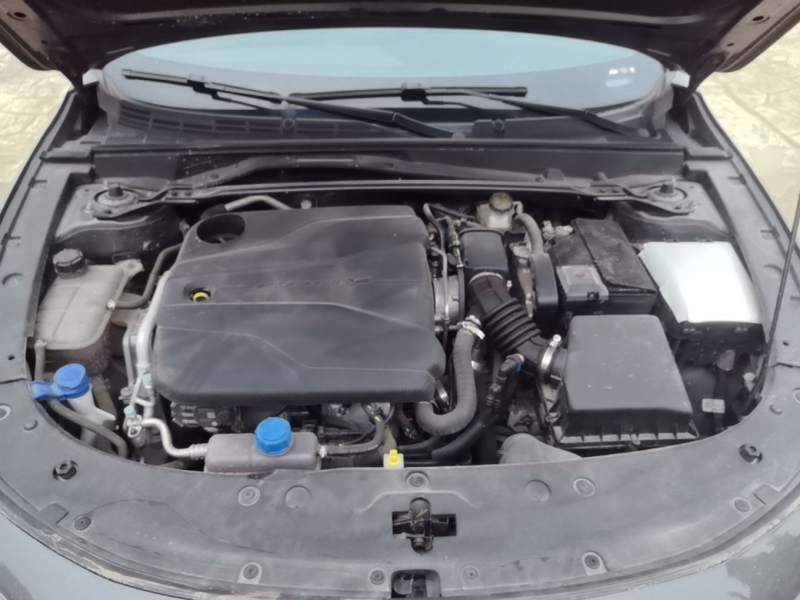 Used CHANGAN UNI-V 2022 1.5T Excellence Model — 19