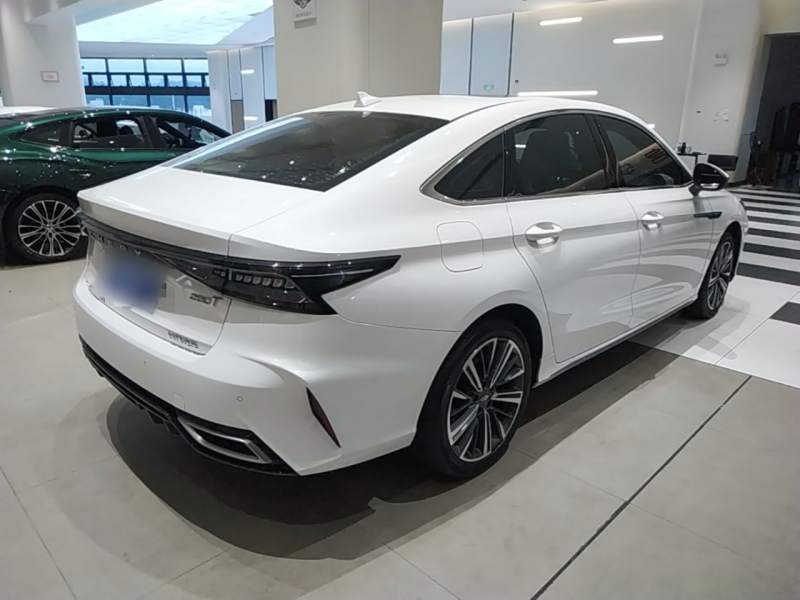 Used Chery Arrizo 8 2023 1.6T DCT Standard — 6