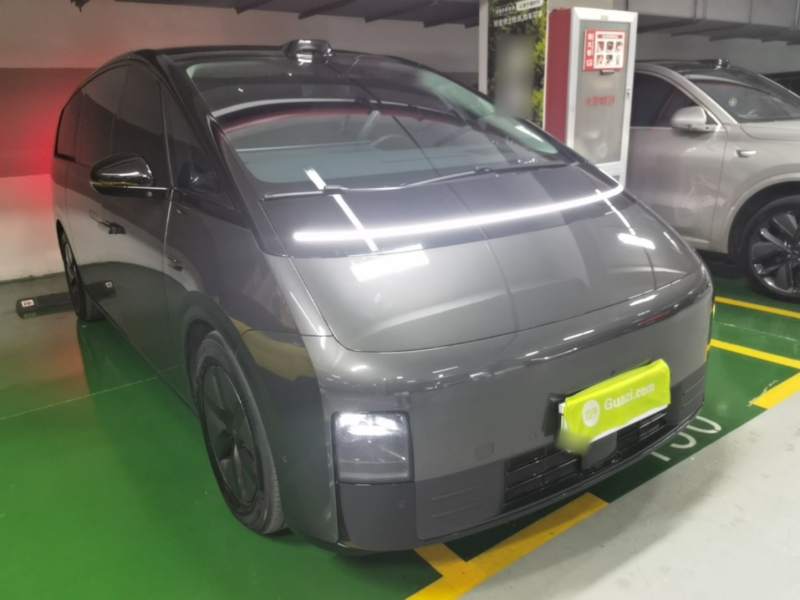 Used Li Auto MEGA 2024 Ultra Model — 3