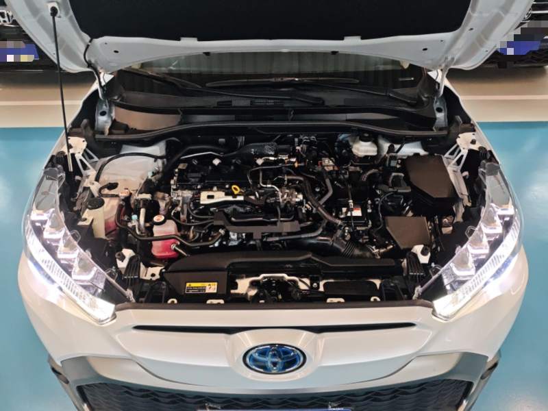 Used Toyota FRONTLANDER 2023 2.0L Smart Electric Hybrid Dual-Engine Deluxe Version — 19