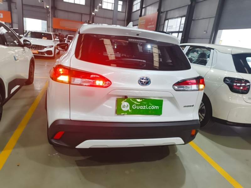 Used Toyota Corolla Cross 2023 Dual-Motor 2.0L Pioneer Edition — 5